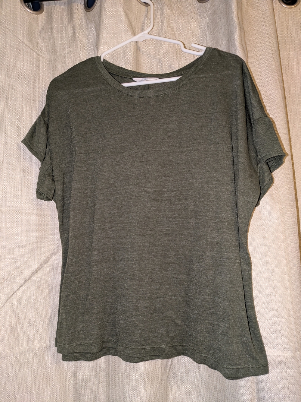 Time and Tru Olive Short Sleeve Crewneck Tee